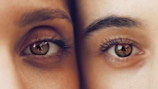 Image of two eyes next to each other